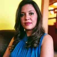 Doris Búcaro